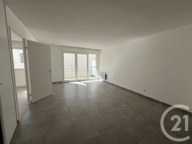 Appartement T2 à louer - 2 pièces - 45.01 m2 - ST JORY - 31 - MIDI-PYRENEES - Century 21 Tls Nord
